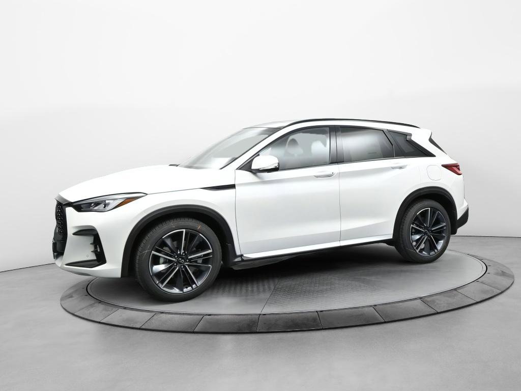 New 2025 INFINITI QX50 Sport image 3