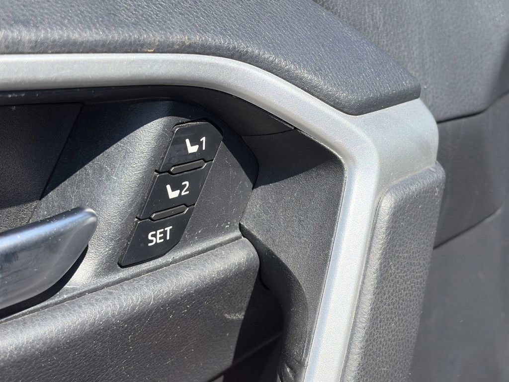 Used 2019 Toyota RAV4 XLE Premium w/ Cold Weather Package image 19