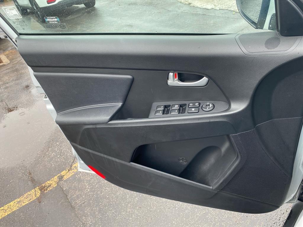 Used 2013 Kia Sportage LX image 19