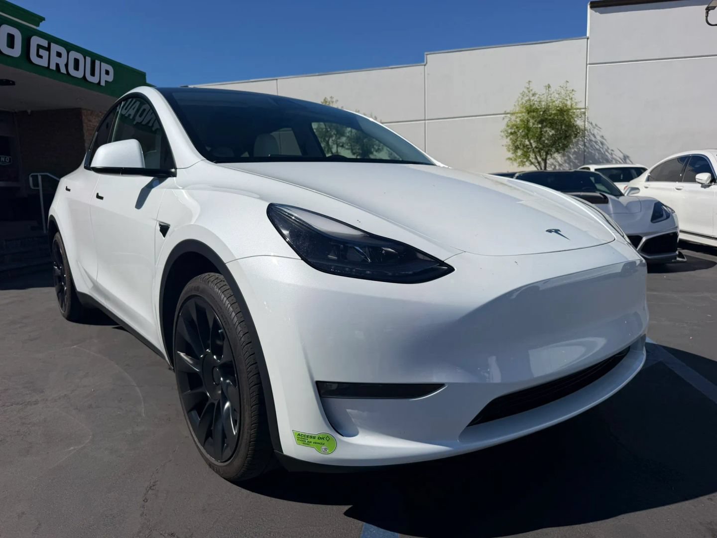 Used 2023 Tesla Model Y AWD image 4