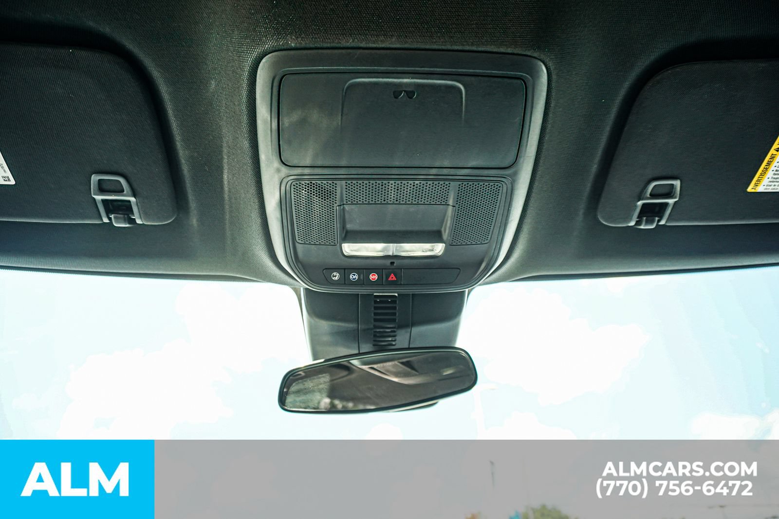 Used 2025 Chevrolet Traverse LT FWD image 62