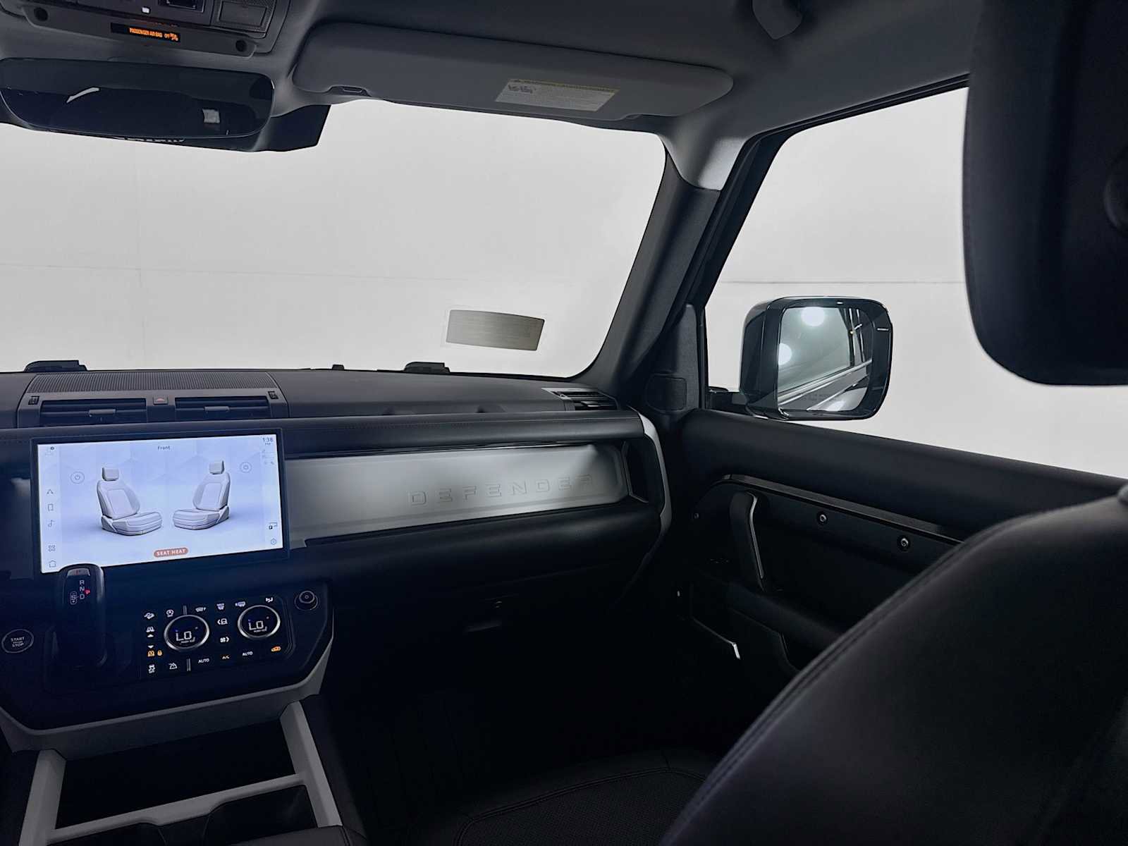 Used 2025 Land Rover Defender 110 S image 26