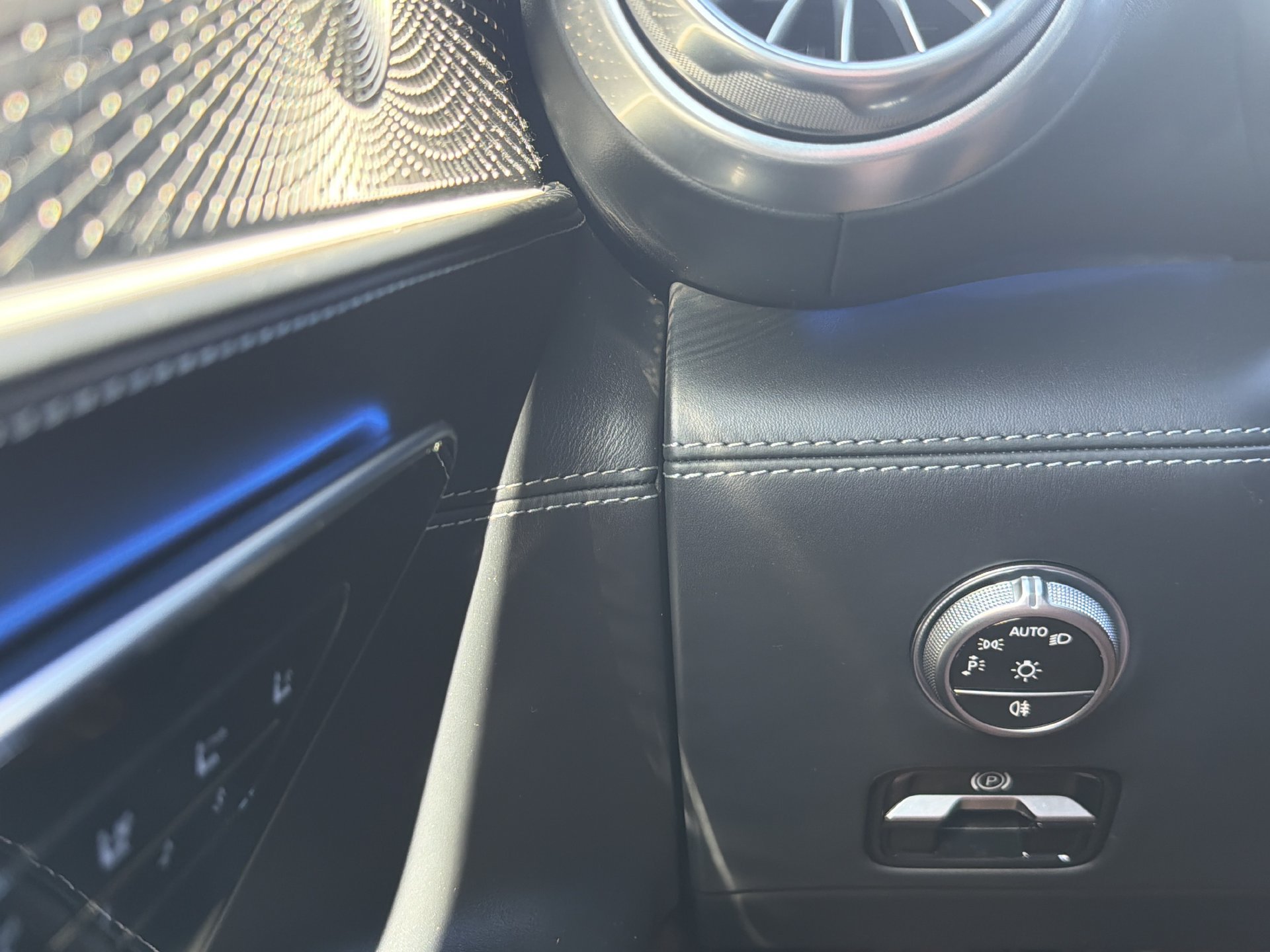 Used 2022 Mercedes-Benz SL 63 AMG 4MATIC image 26