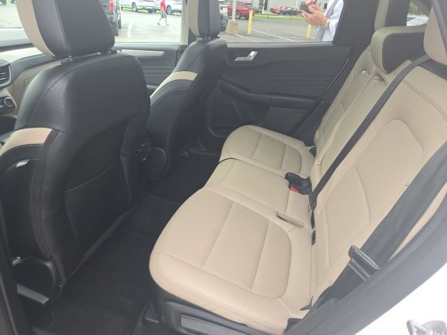 Used 2022 Ford Escape SEL w/ Technology Package AWD/4WD image 25