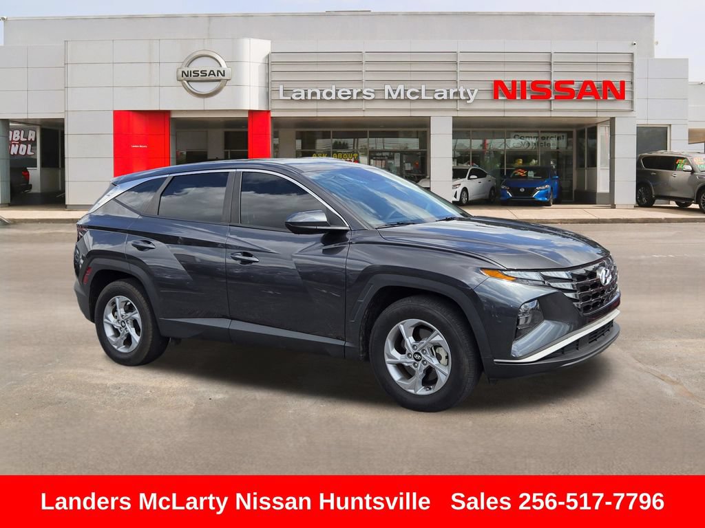 Used 2024 Hyundai Tucson SE FWD image 1