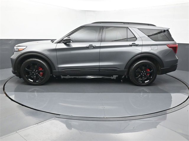 Used 2023 Ford Explorer ST w/ Equipment Group 401A image 2