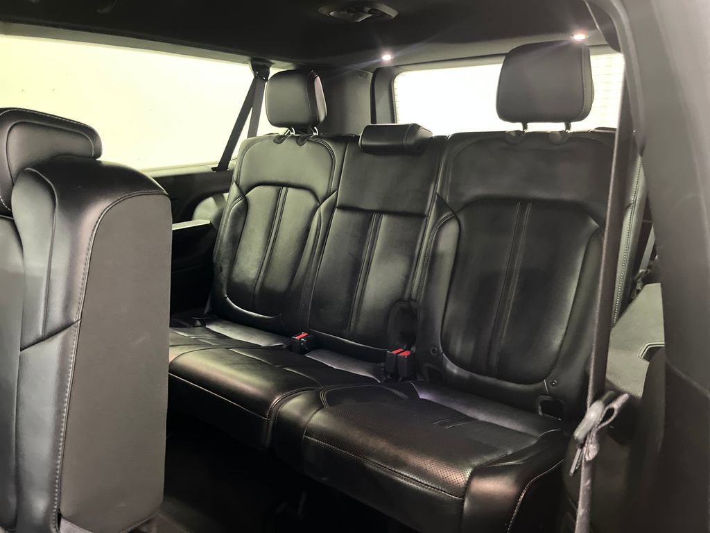 Used 2024 Jeep Wagoneer L Series II w/ Flexible Seating Group image 40