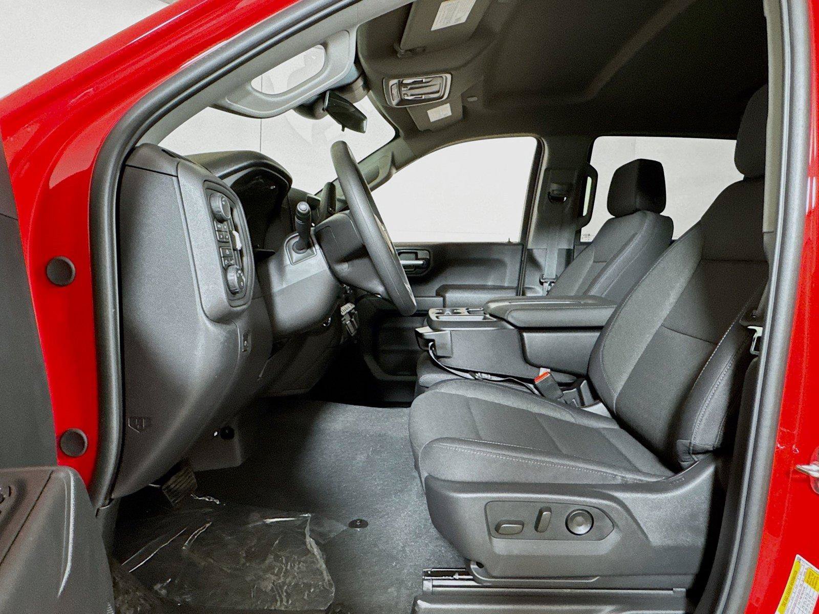 New 2026 Chevrolet Silverado 1500 Custom Trail Boss w/ LPO, Dark Essentials Package AWD/4WD image 12