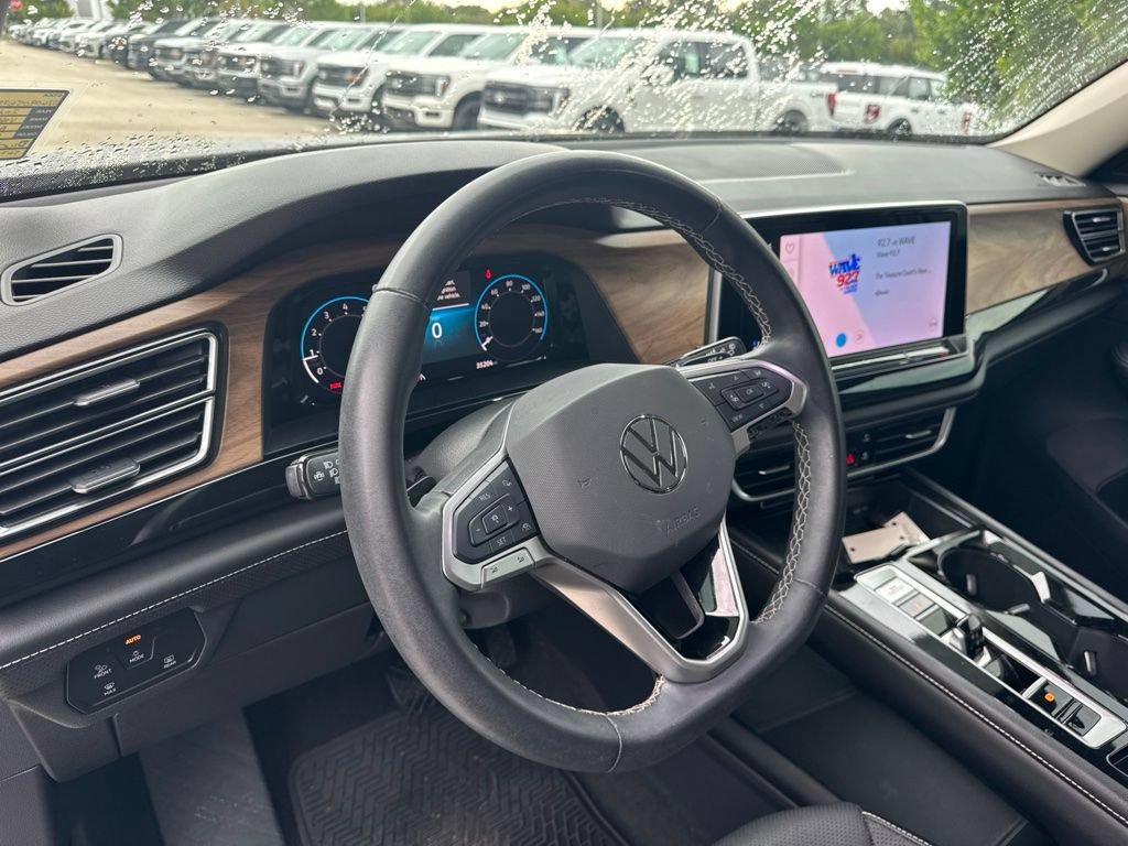 Used 2024 Volkswagen Atlas SE FWD image 9