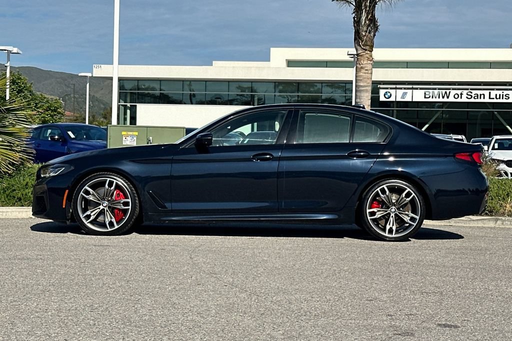 Used 2023 BMW M550i xDrive w/ Executive Package AWD/4WD image 6