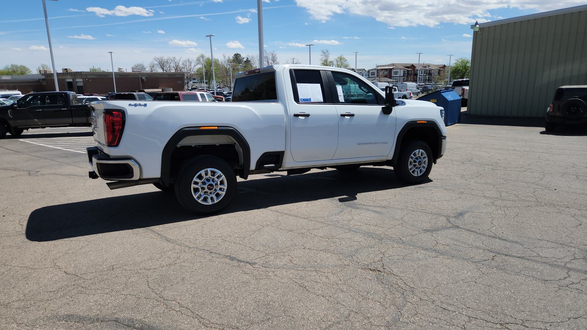 Used 2025 GMC Sierra 2500 Pro w/ Convenience Package AWD/4WD image 16