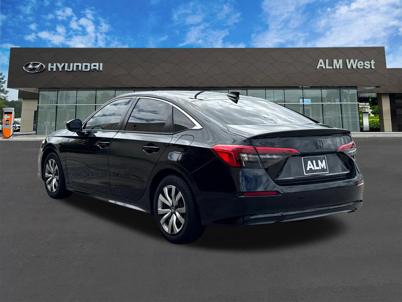 Used 2023 Honda Civic LX image 7