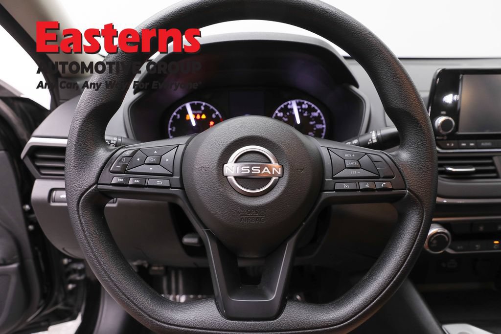Used 2023 Nissan Altima 2.5 S FWD image 10