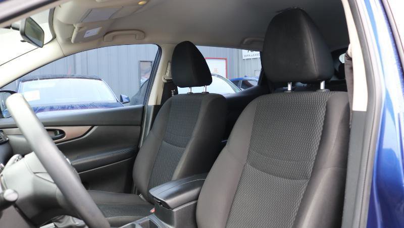 Used 2018 Nissan Rogue Sport S w/ S Appearance Package image 10