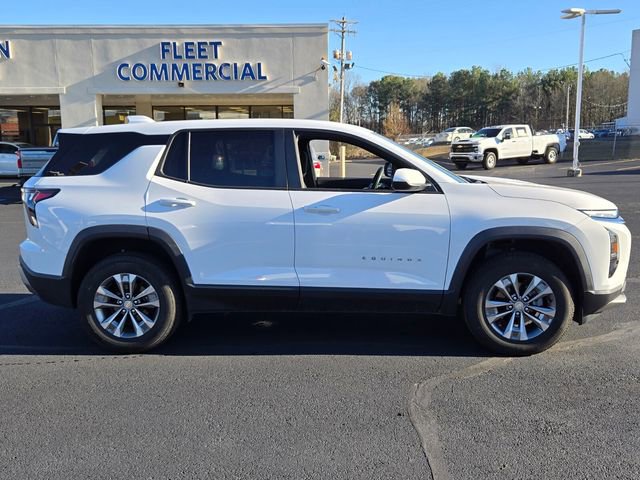 Used 2025 Chevrolet Equinox LT image 2