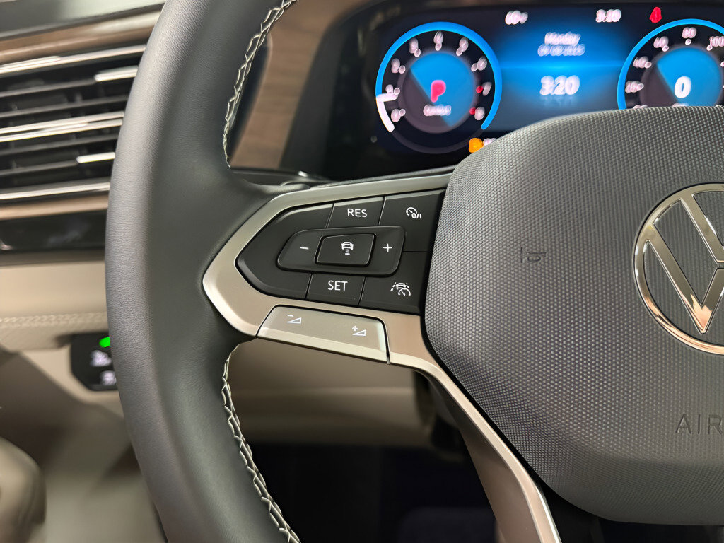 New 2026 Volkswagen Atlas SE image 13