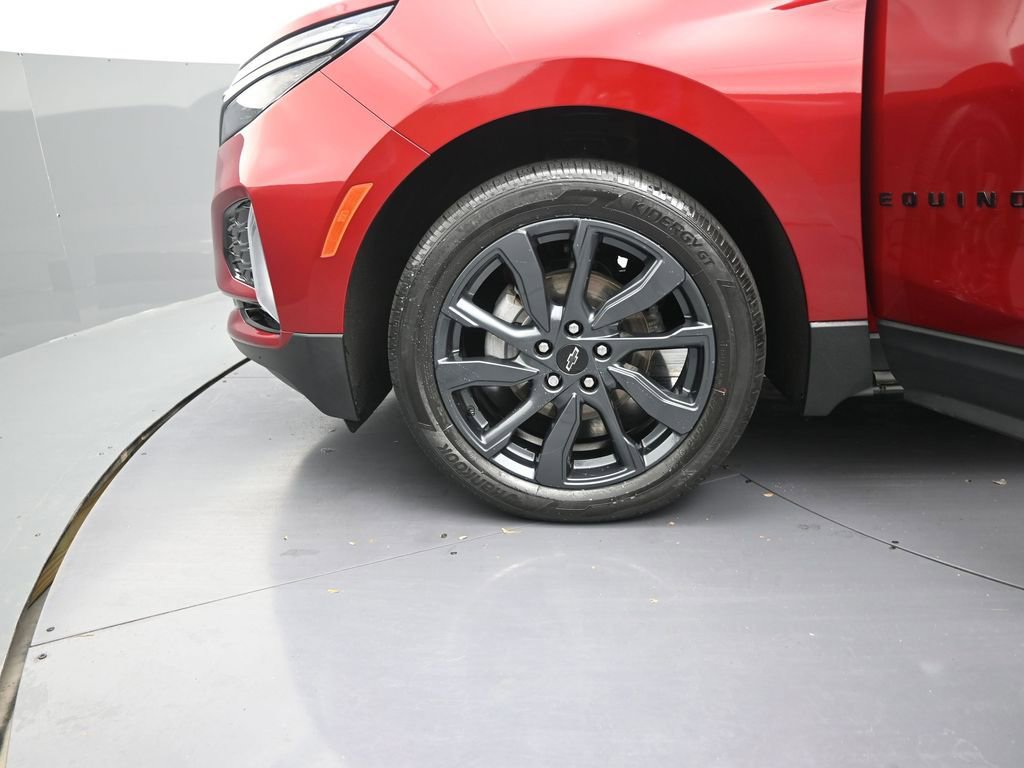 Used 2023 Chevrolet Equinox RS image 13