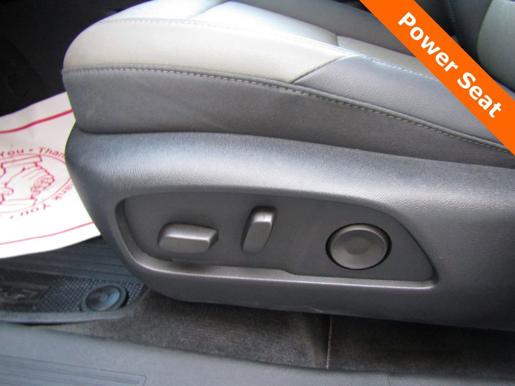 Used 2026 Chevrolet Equinox LT w/ Convenience Package II image 6