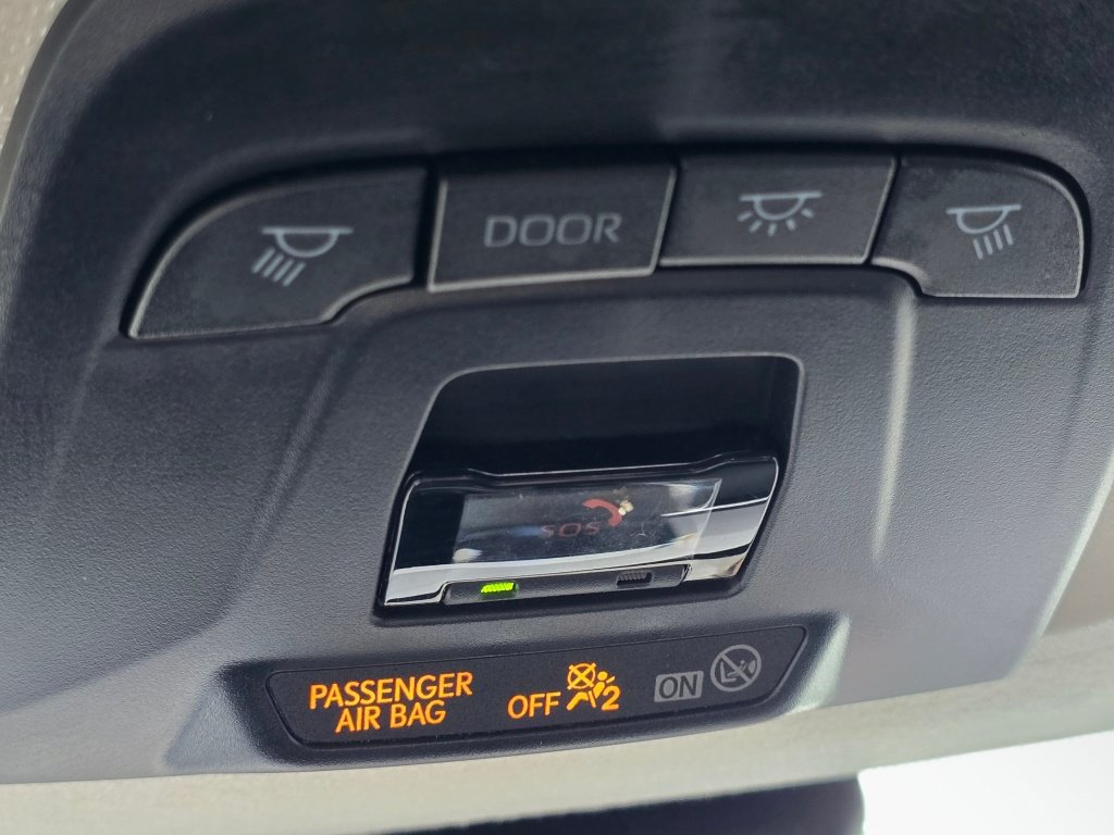 Used 2025 Toyota Corolla LE FWD image 47