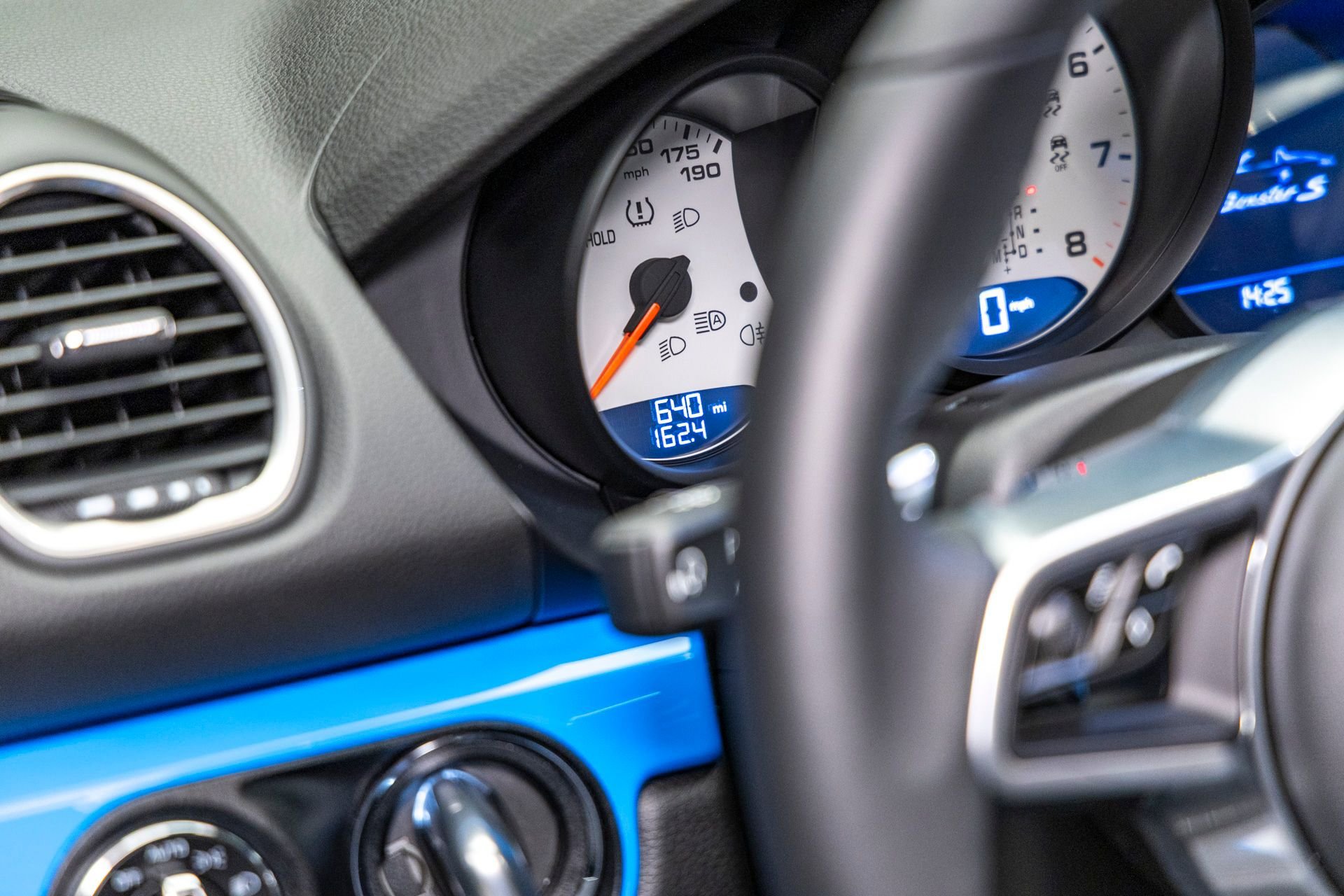 Used 2024 Porsche 718 Boxster S image 39