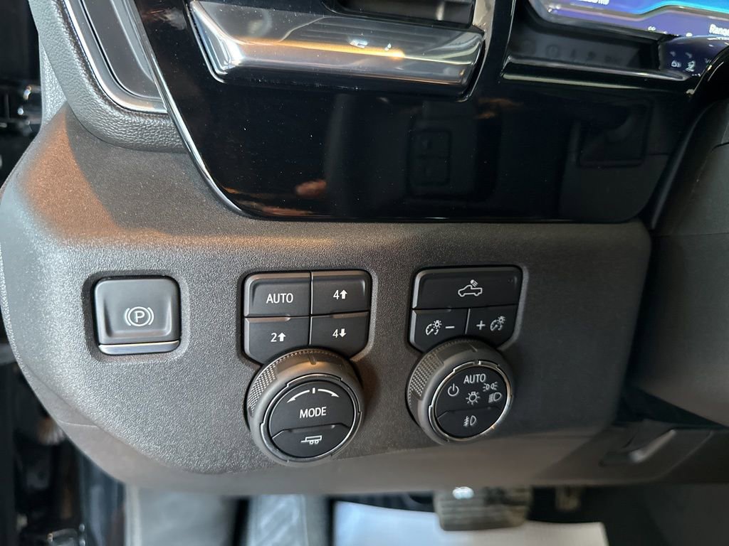 Used 2023 Chevrolet Silverado 1500 RST w/ Convenience Package II image 15