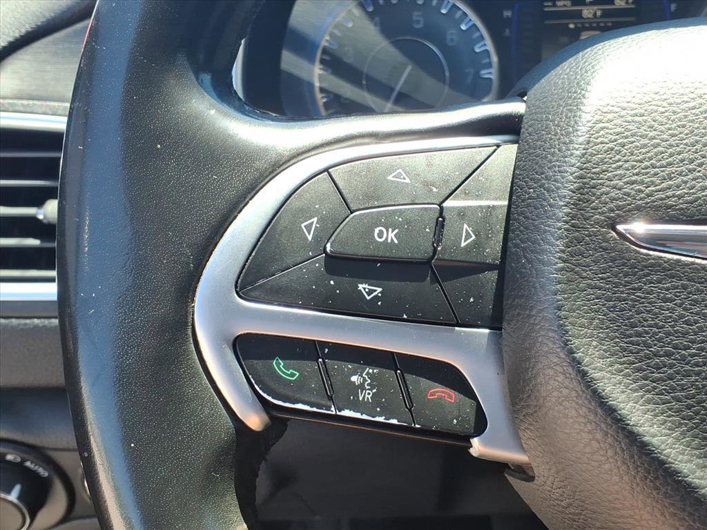 Used 2016 Chrysler 200 Limited w/ Anniversary Edition FWD image 14