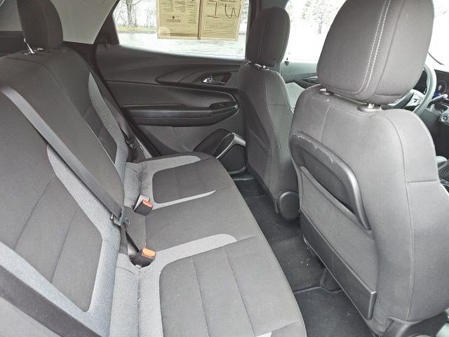 Used 2025 Chevrolet TrailBlazer LT AWD/4WD image 15