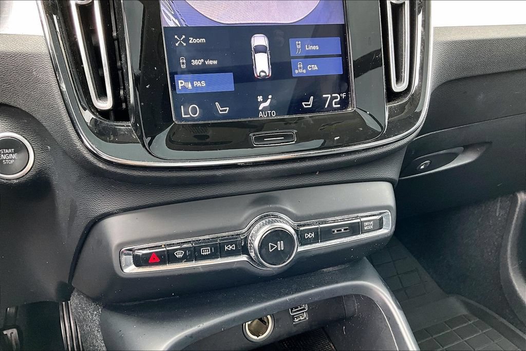 Used 2019 Volvo XC40 T5 Momentum AWD/4WD image 30