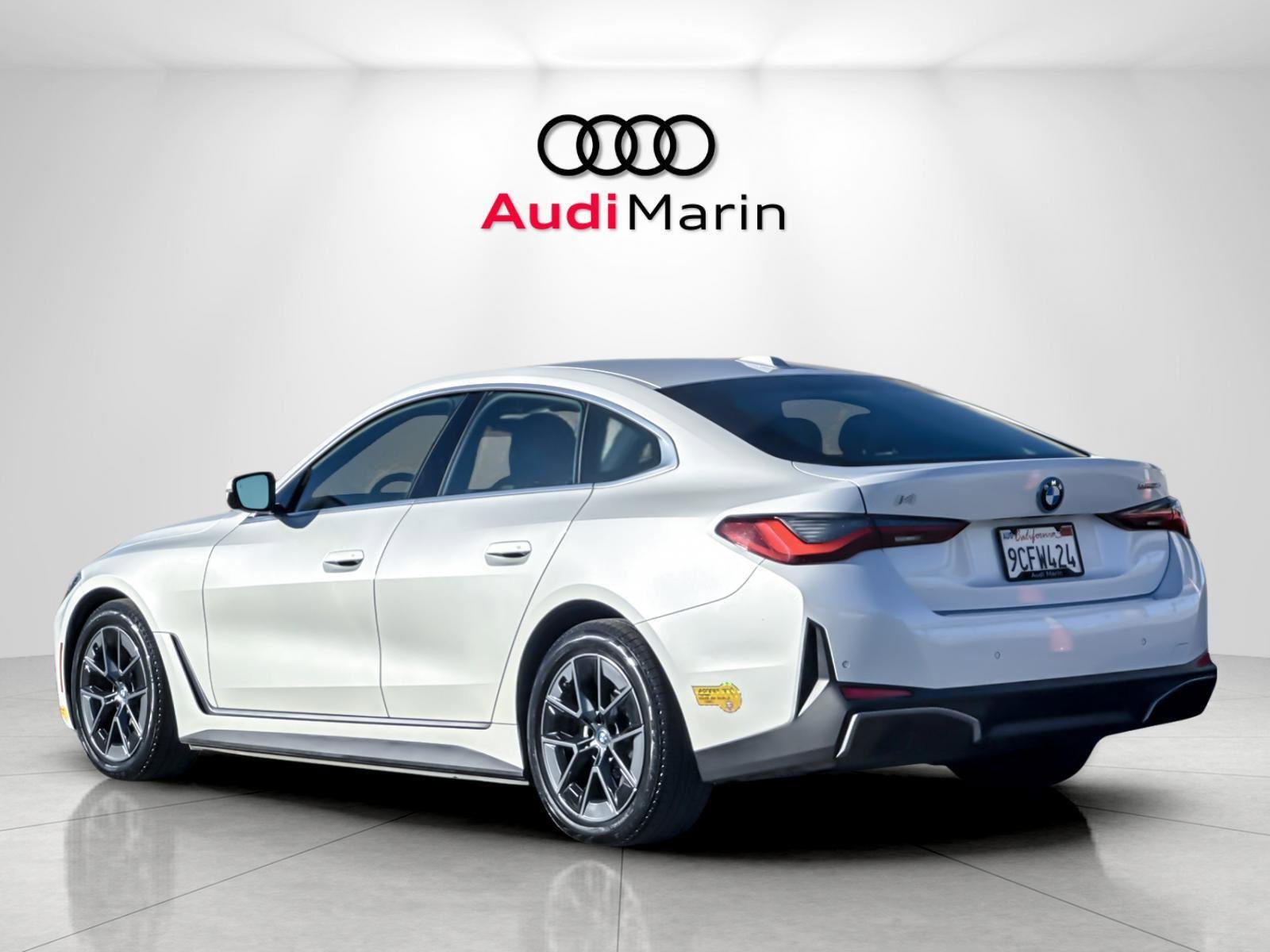 Used 2022 BMW i4 eDrive40 image 3