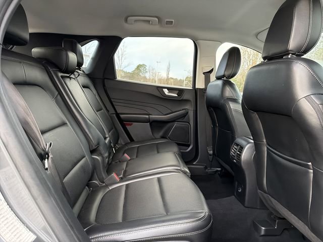 Used 2022 Ford Escape SEL image 17