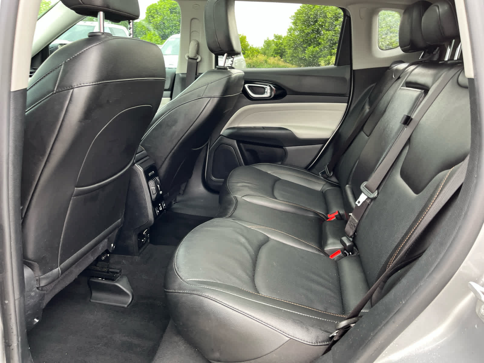 Used 2022 Jeep Compass Limited w/ Elite Group AWD/4WD image 23