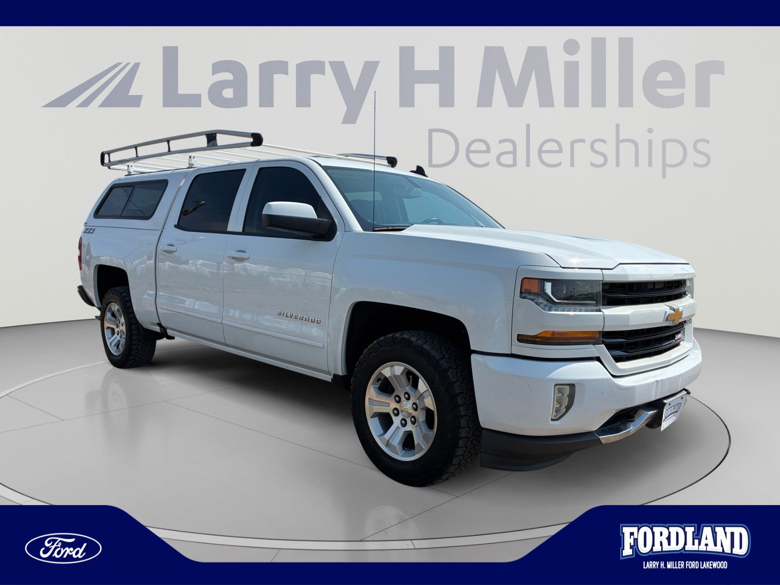 Used 2018 Chevrolet Silverado 1500 LT w/ All Star Edition AWD/4WD image 7