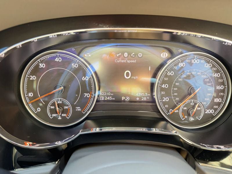 Used 2019 Bentley Bentayga AWD/4WD image 21