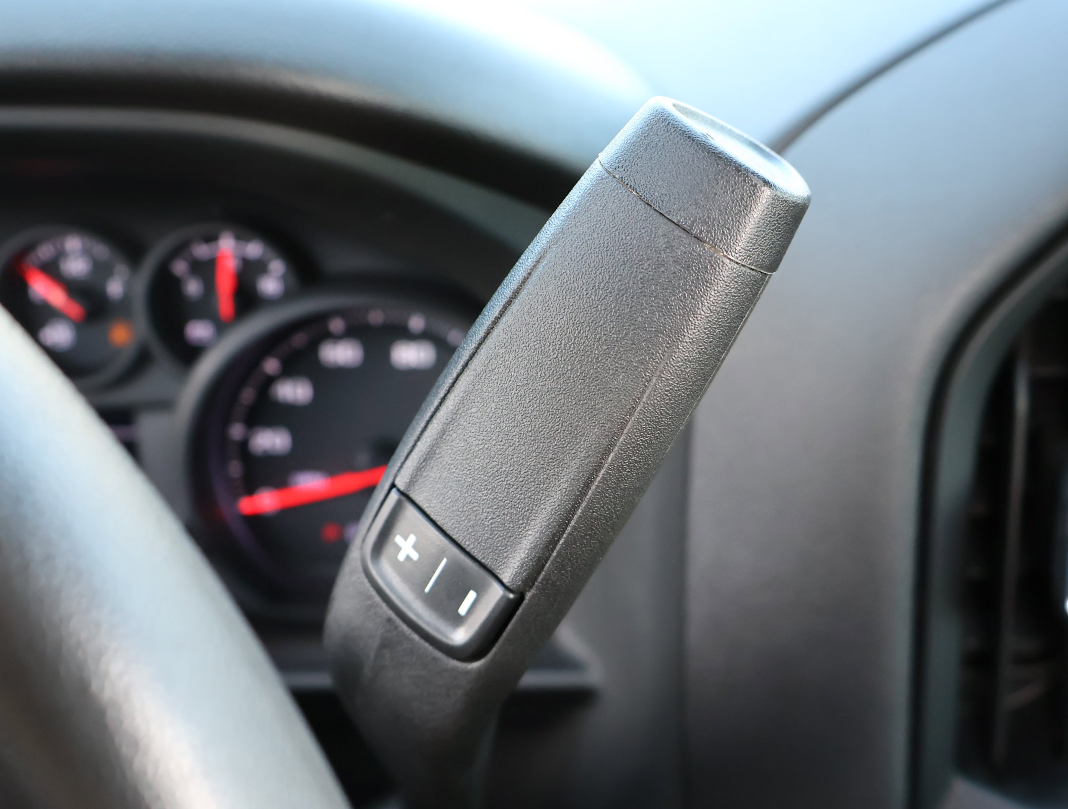 Certified 2024 Chevrolet Silverado 1500 Custom Trail Boss w/ Dark Appearance Package image 15