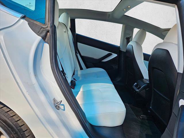Used 2019 Tesla Model 3 Long Range image 19