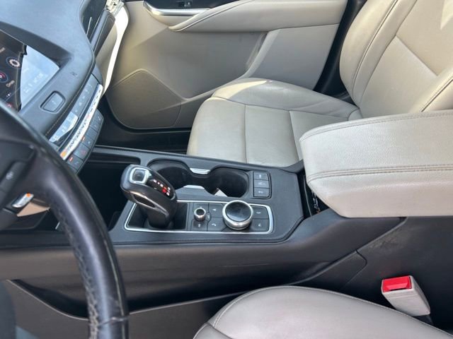 Used 2019 Cadillac XT4 Premium Luxury image 30