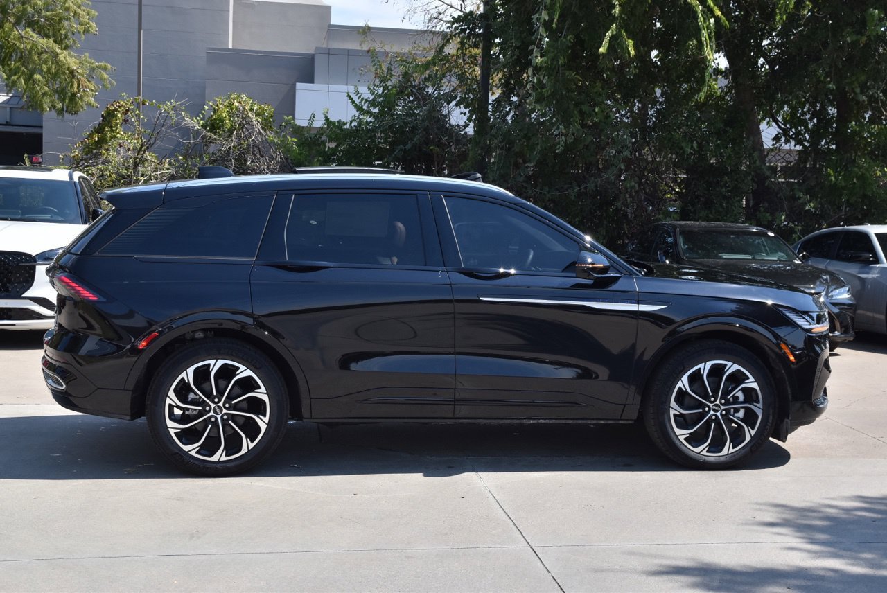 New 2026 Lincoln Nautilus Reserve AWD/4WD image 5