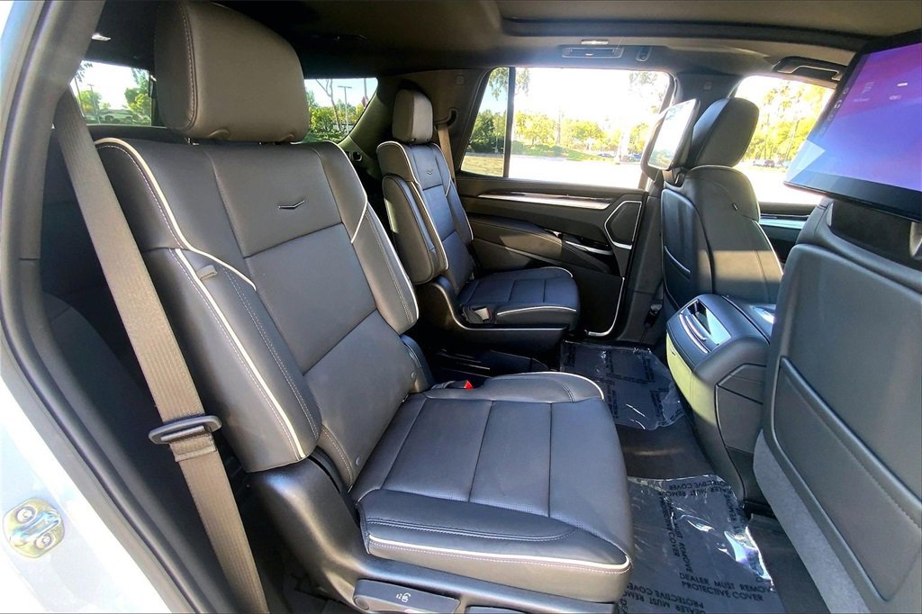 New 2026 Cadillac Escalade Sport image 32