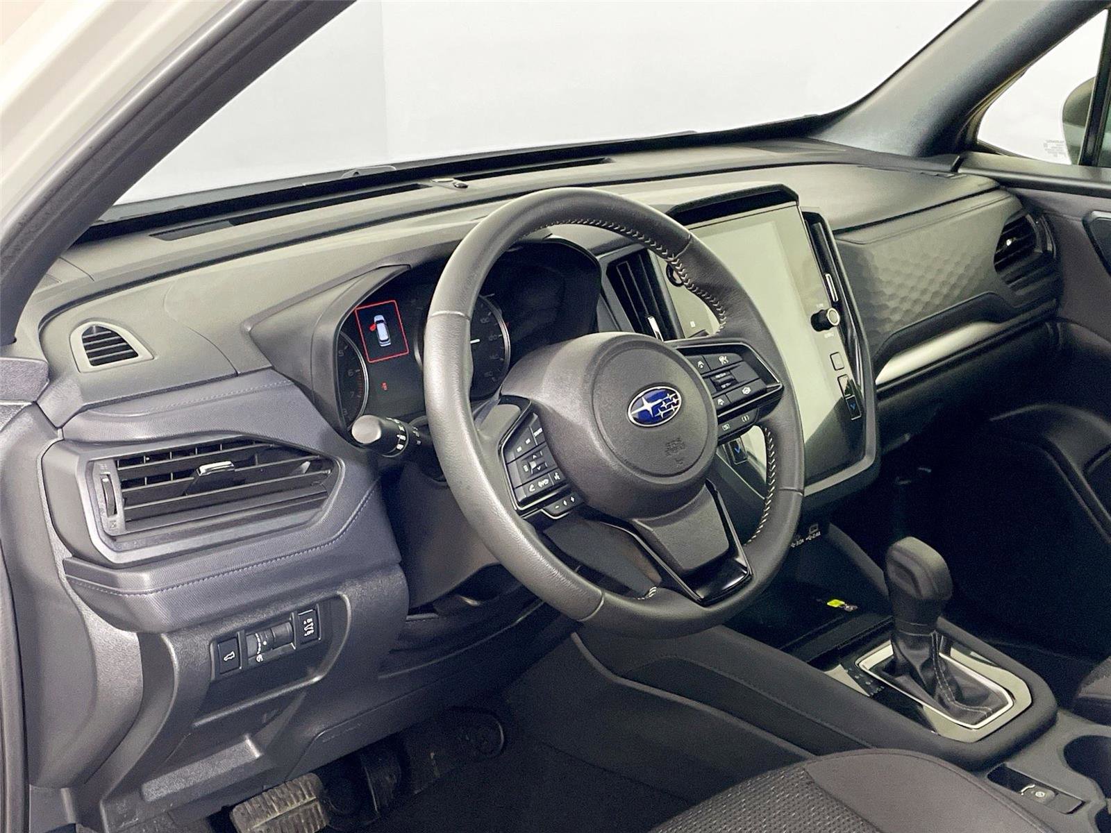 Used 2025 Subaru Forester Premium w/ Convenience Package #1 image 24