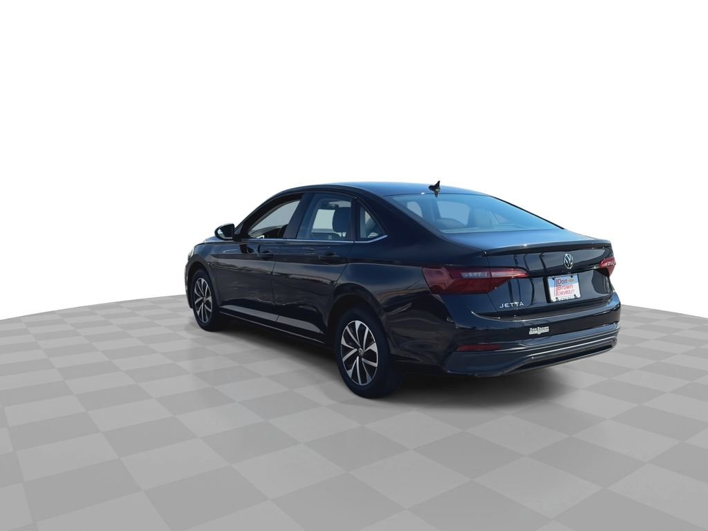 Used 2024 Volkswagen Jetta S image 7