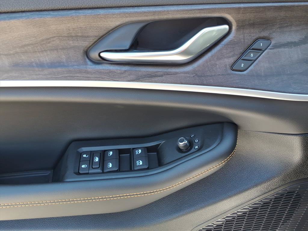 New 2026 Jeep Grand Cherokee Limited AWD/4WD image 19