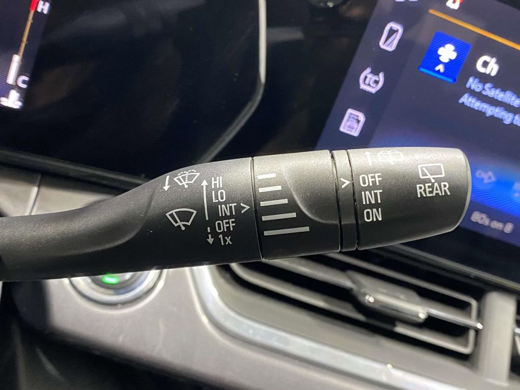 Used 2024 Chevrolet Trax ACTIV w/ Driver Confidence Package image 24