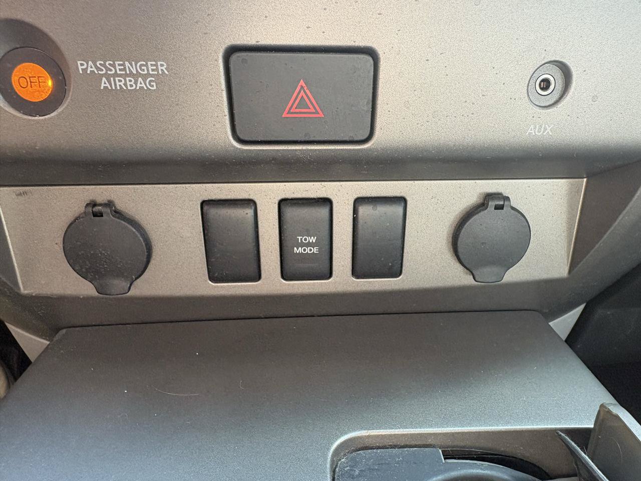 Used 2004 Nissan Titan SE RWD image 57