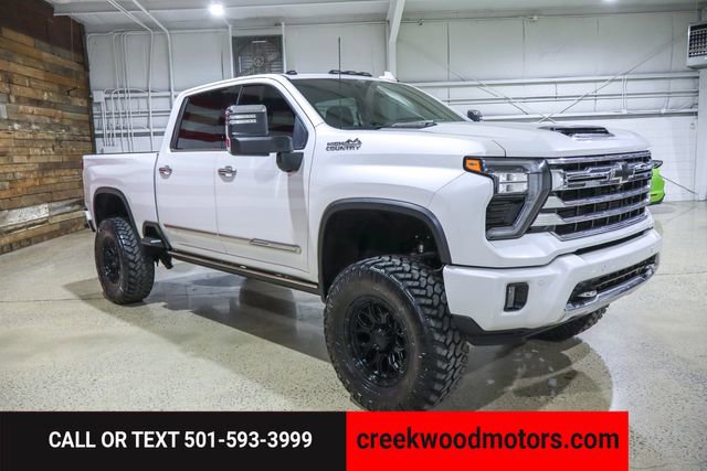 Used 2024 Chevrolet Silverado 2500 High Country w/ High Country Premium Package image 2