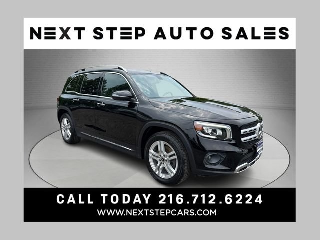 Used 2021 Mercedes-Benz GLB 250 4MATIC w/ Premium Package