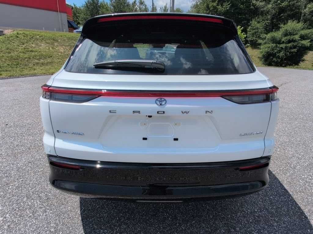 New 2026 Toyota Crown Signia w/ Advanced Technology Package AWD/4WD image 6
