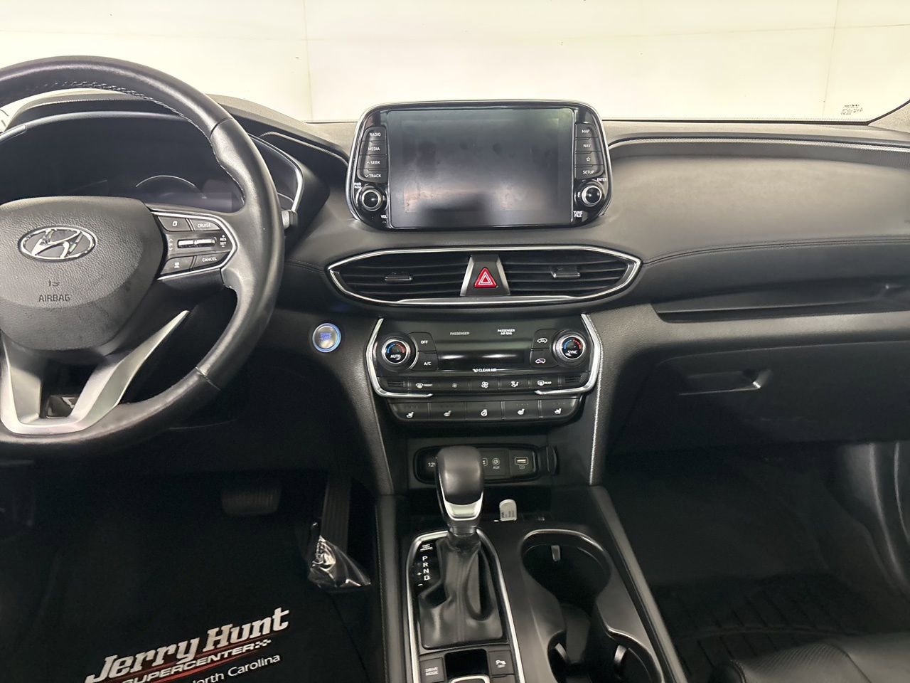 Used 2019 Hyundai Santa Fe AWD image 23