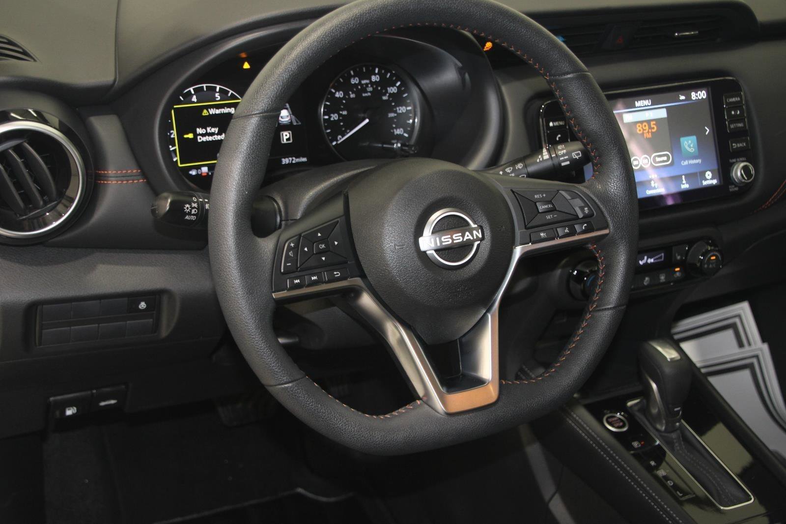 Used 2024 Nissan Kicks SR w/ SR Premium Package image 18
