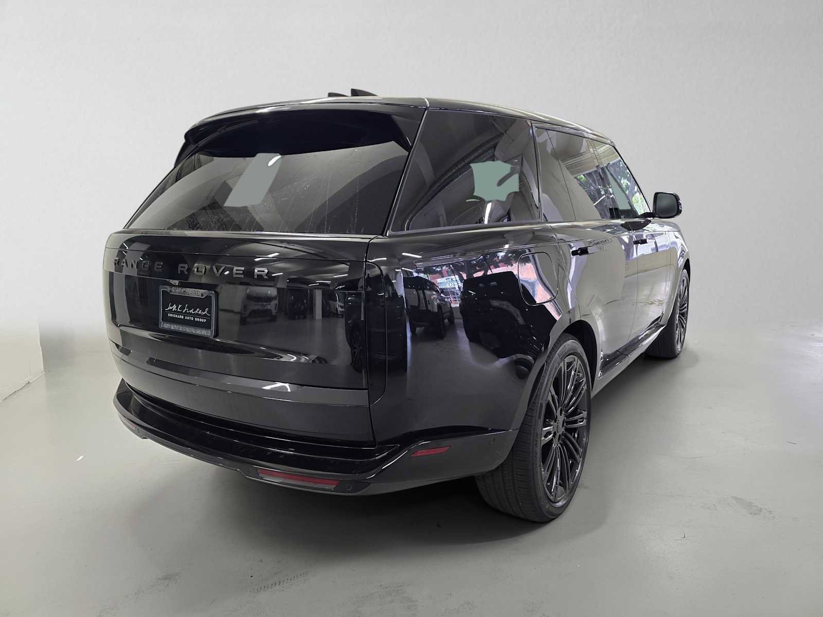 New 2026 Land Rover Range Rover SE AWD/4WD image 5