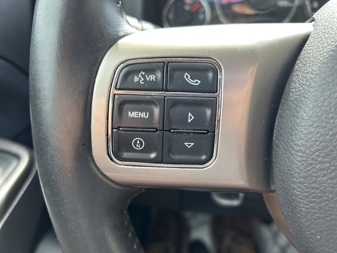 Used 2012 Jeep Liberty Limited Jet w/ Comfort/Convenience Group AWD/4WD image 18